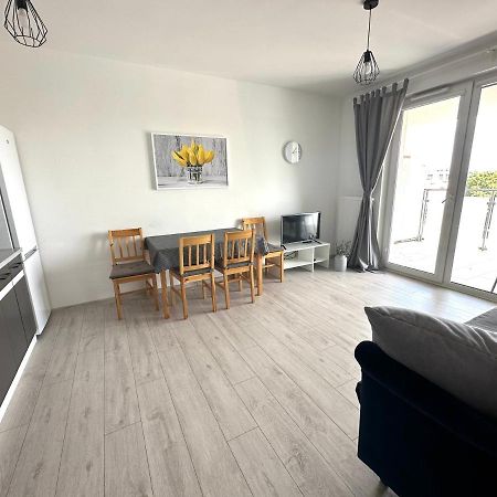 Sdh 1 Radzymin Comfortable Apartment Near Warsaw Esterno foto
