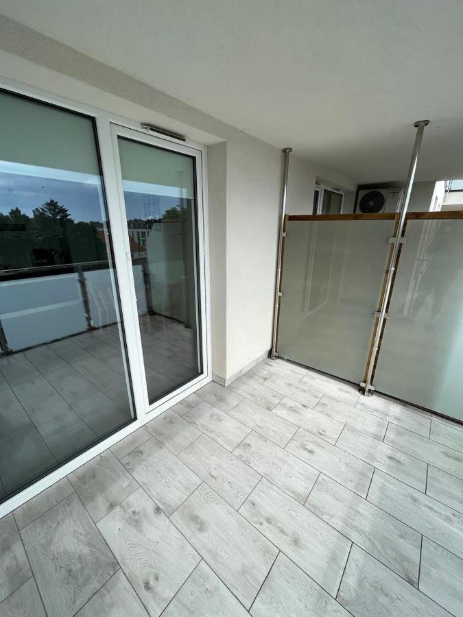 Sdh 1 Radzymin Comfortable Apartment Near Warsaw Esterno foto
