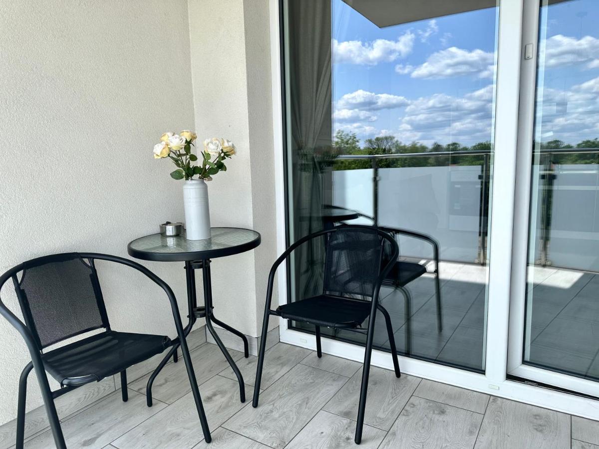 Sdh 1 Radzymin Comfortable Apartment Near Warsaw Esterno foto